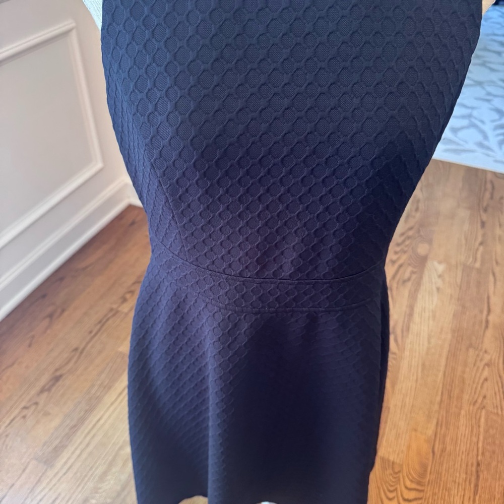 Nine West women’s size 8 navy Blue Lined Sleeveless Dress textured mock‎ neck - Picture 3 of 12